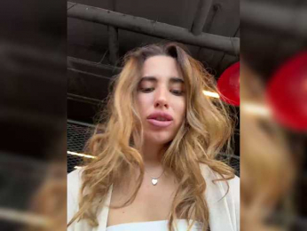 Etokiska webcam model stream image