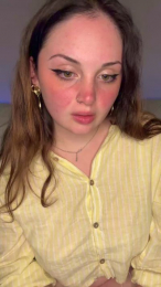 Xtheprettyex webcam cam4 model stream image
