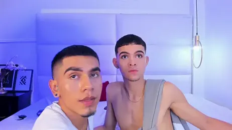 your_d0ll1 webcam model stream image