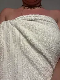 Wet-Pussycat webcam stripchat model stream image