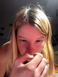 kimczii webcam model stream image