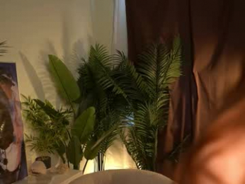 miafleur webcam model stream image
