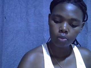 sweet-roxxy webcam model stream image