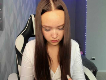 11-Emilia-11 webcam model stream image