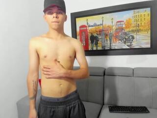 Derik Dixon webcam model stream image