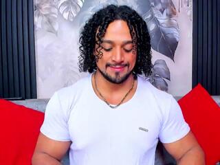 Mike Esteves webcam model stream image