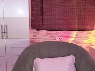 candyy-bella webcam model stream image