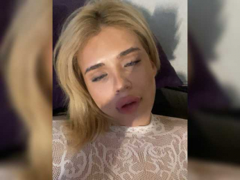 Barbiesweet webcam model stream image