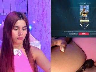sarahillgames webcam model stream image