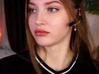arletteakey webcam camsoda model stream image