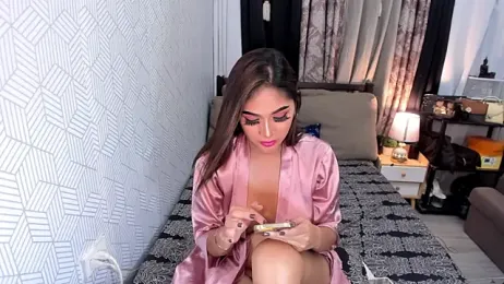 LegendaryNicole webcam model stream image
