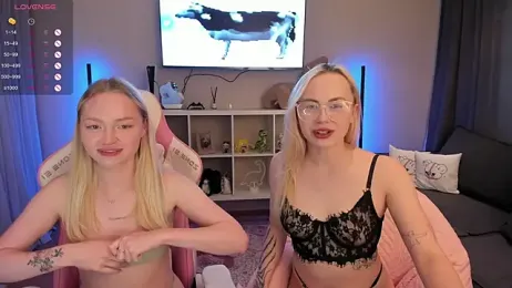 Enjoyment_place webcam model stream image