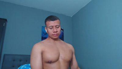 Lothbrok_strong webcam model stream image