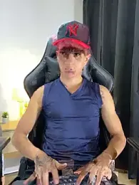 _CamiloBass webcam model stream image