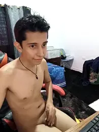 gomitaboy_1 webcam model stream image