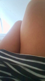 Molly1977 webcam model stream image