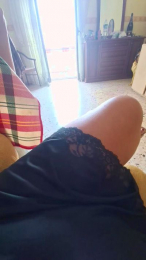 Molly1977 webcam model stream image