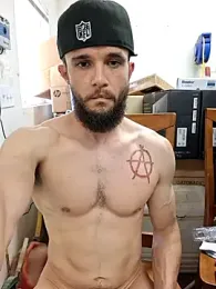 Paidbat webcam model stream image