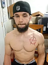 Paidbat webcam model stream image