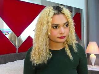 curly-marshall webcam preview