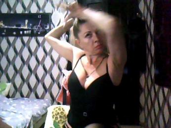 Tanuhka webcam bongacams model stream image