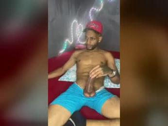 sexseason777 webcam model stream image