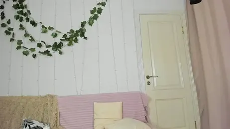 anna_baby_bella webcam model stream image