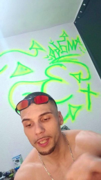 Zyonprive webcam model stream image