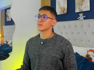 Salvador Fit webcam model stream image