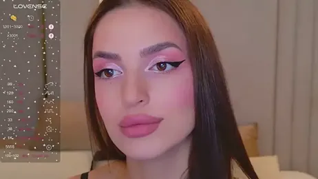 BellaHalles webcam model stream image