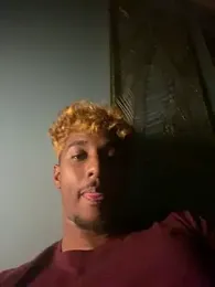 Axel_black10 webcam model stream image