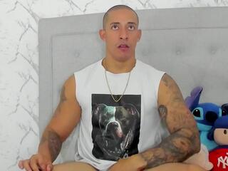 Luigi Ferrara webcam model stream image