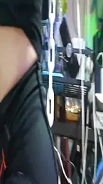 gurlnips webcam model stream image