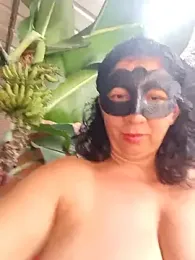 Mature-Mom webcam model stream image