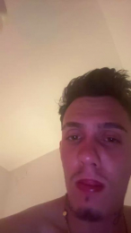 AlanYJoni webcam model stream image