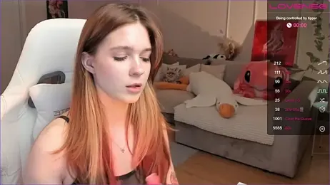 Frau_Lina webcam model stream image