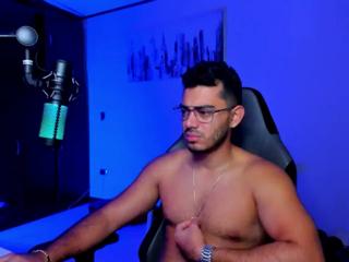 Bruno Oconer webcam model stream image
