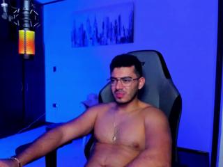 Bruno Oconer webcam model stream image
