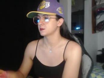 camila_bigcock_ts webcam model stream image