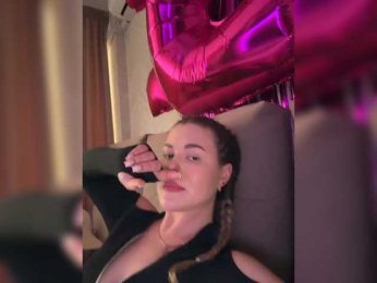 KateMid webcam model stream image