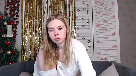 sofiaa_here webcam stripchat model stream image