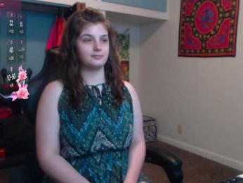 TreeJeanne webcam model stream image