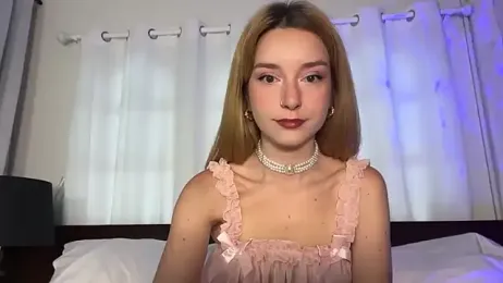 SirenaBelle webcam model stream image