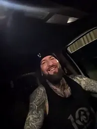 Beardedtattood webcam model stream image