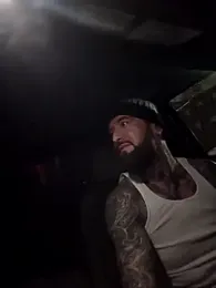 Beardedtattood webcam model stream image