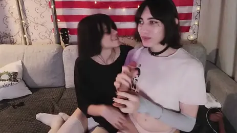 Kira_UwU_666 webcam model stream image