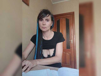 Hellenalonenochka webcam model stream image