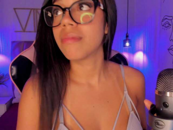 SophiaaHill webcam model stream image