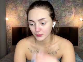 trinasmathers webcam model stream image