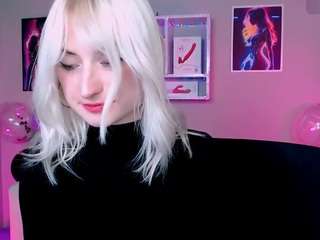 lisa-dark webcam model stream image